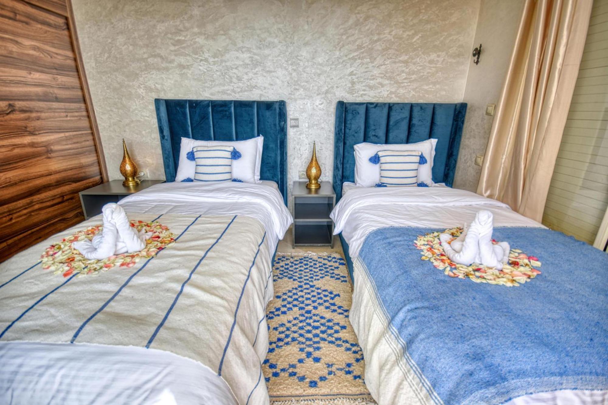 Blue Wave Lodge Agadir n'Ait Sa Rum bild